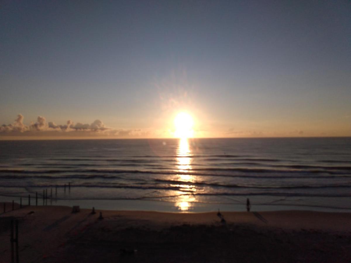Ocean Balmy Warm Healing Breeze Under Sapphire Sky Year Round On Sunny Balcony Apartment Daytona Beach Exterior photo